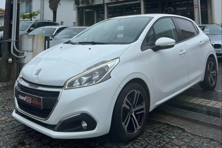 Peugeot 208 1.6 HDI