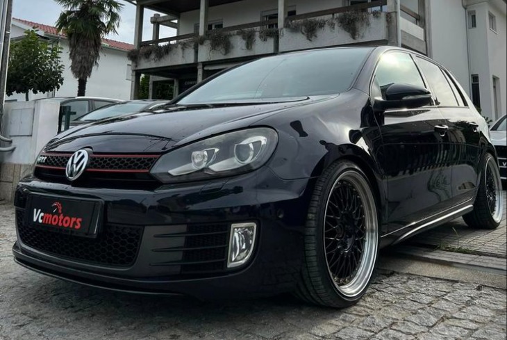 Volkswagen Golf GTI DSG