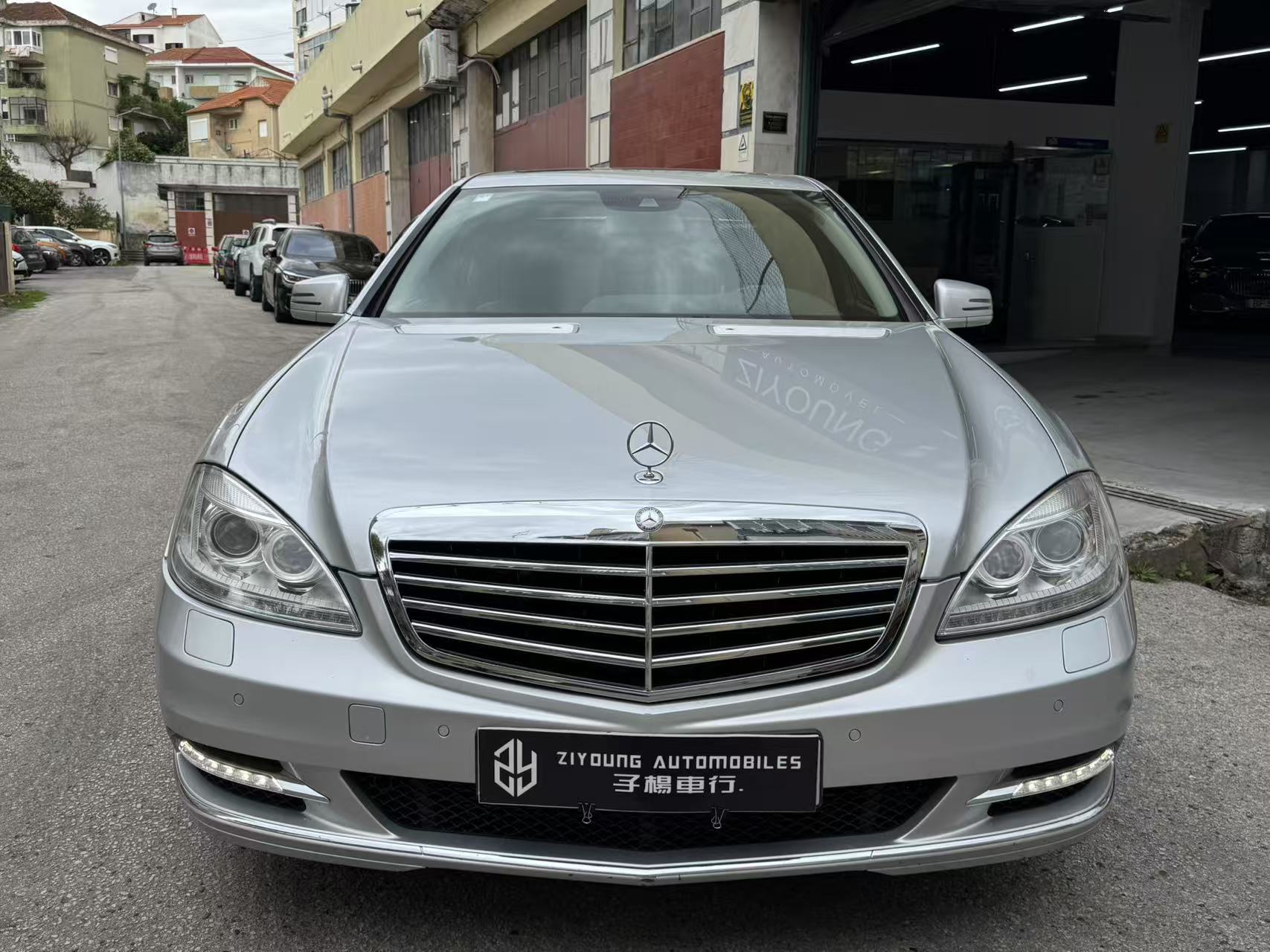 car