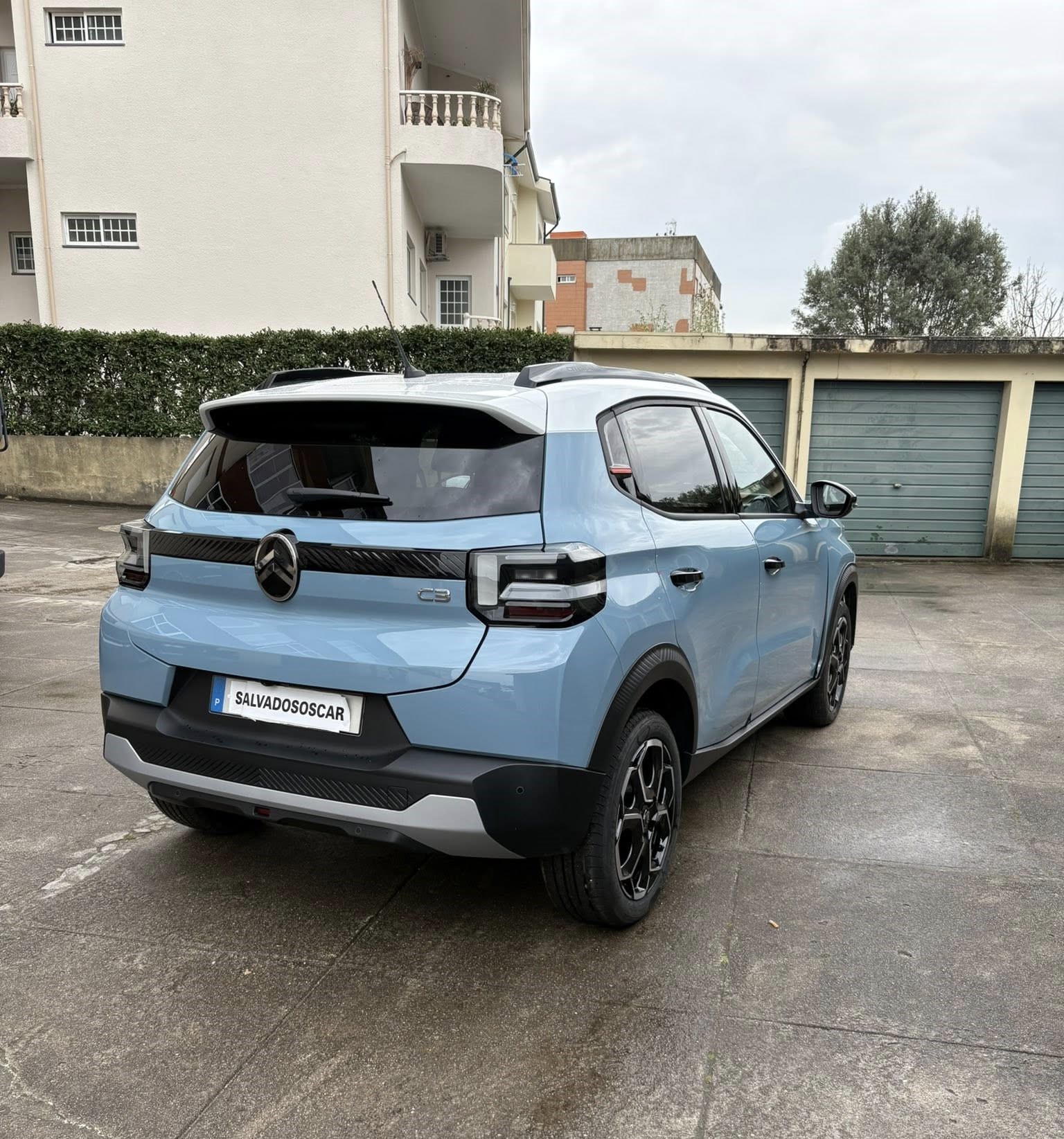 car