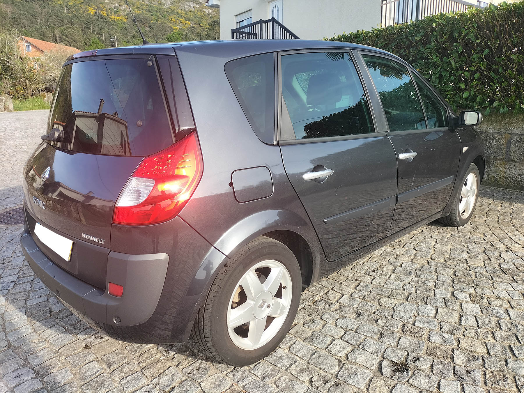 car