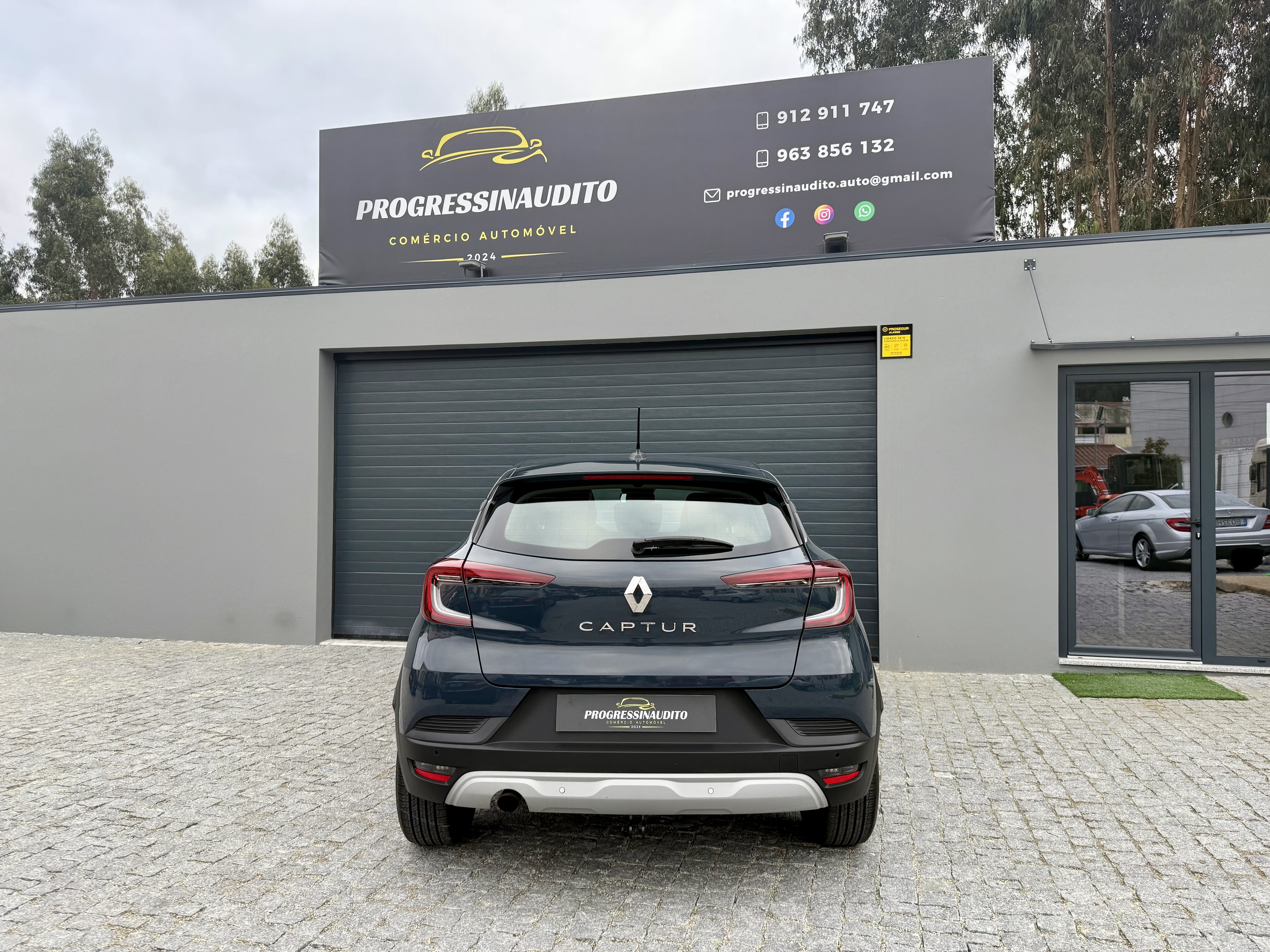 car