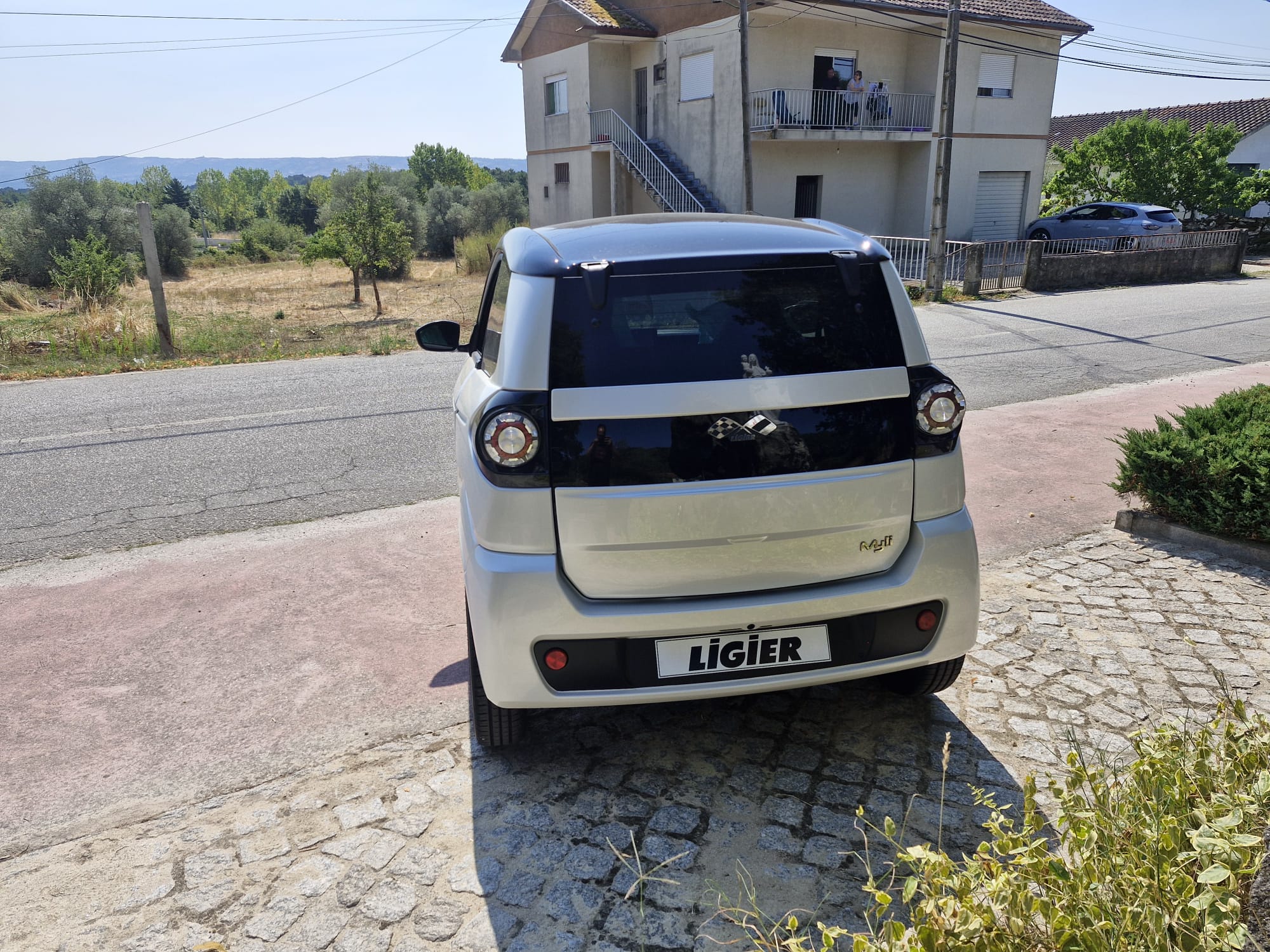 car