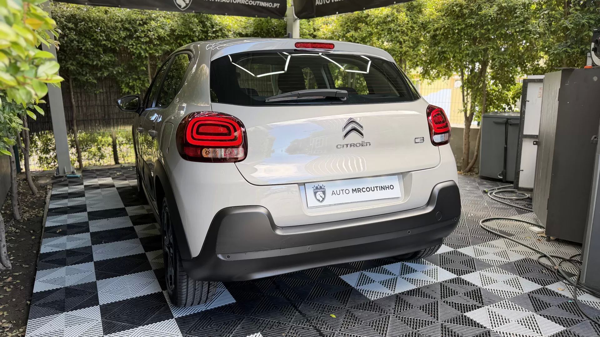 car