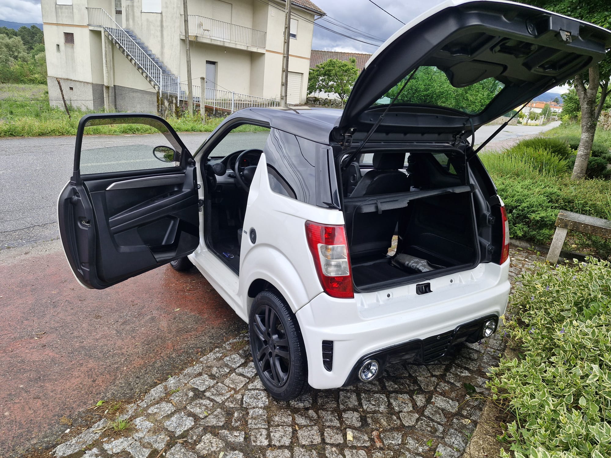 car
