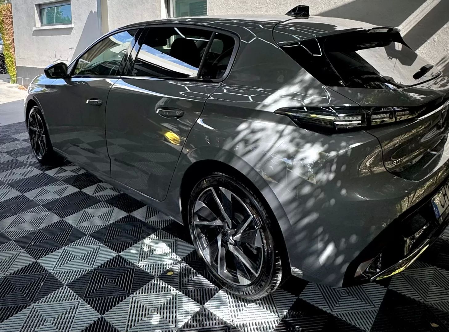 car