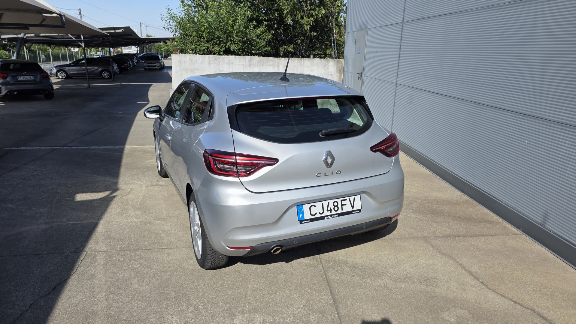 car