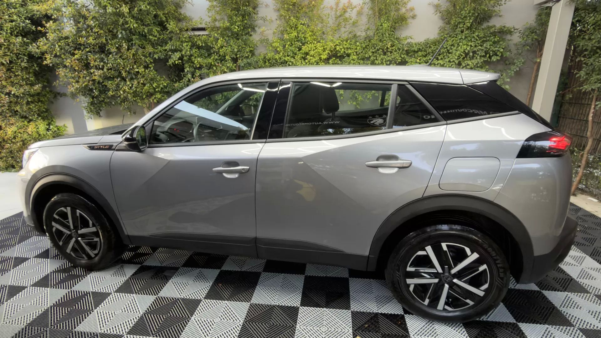 car