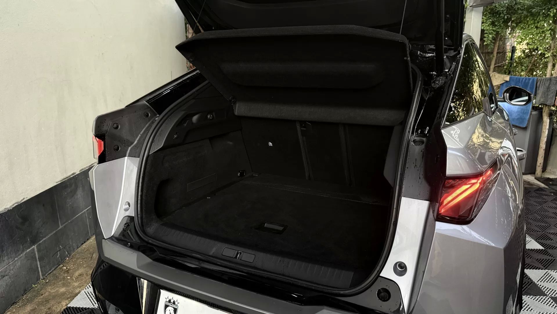 car