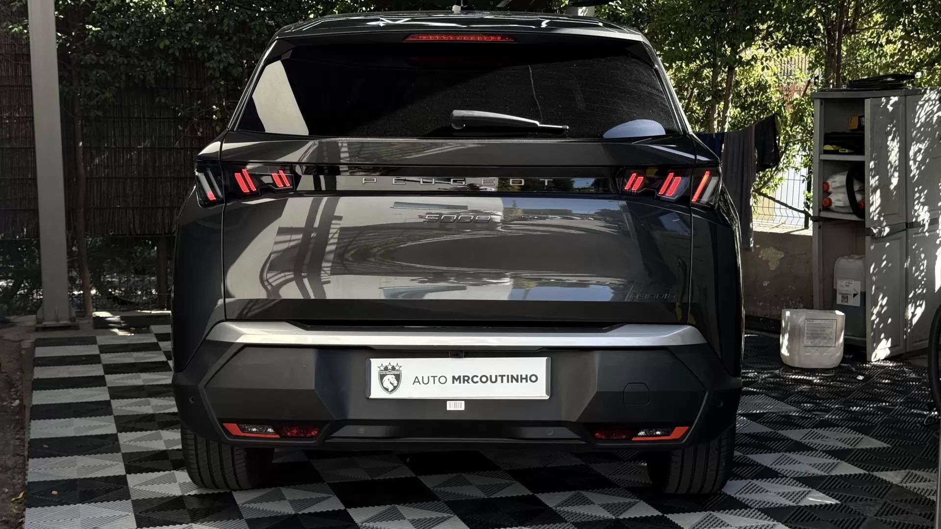 car